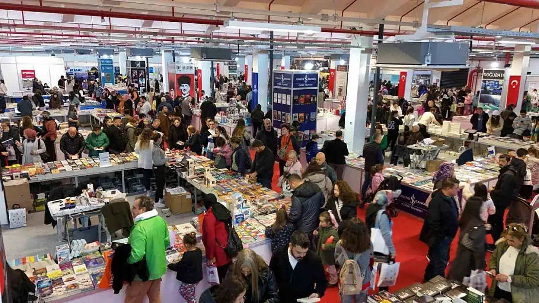 Aydın Kitap Fuarı'na katılan vatandaşlar Başkan Çerçioğlu'na teşekkür etti