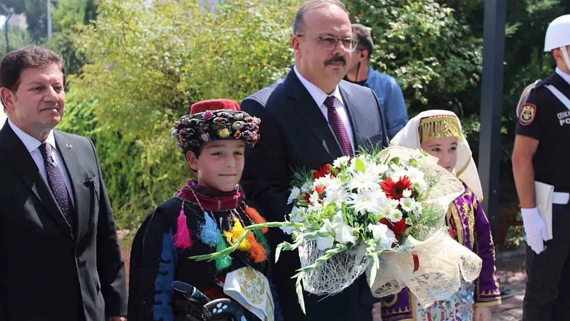 Aydın Valisi Canbolat göreve başladı