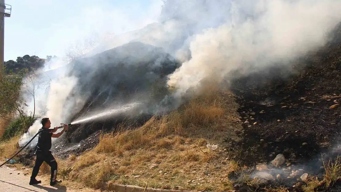 Aytepe'deki yangın kontrol altına alındı