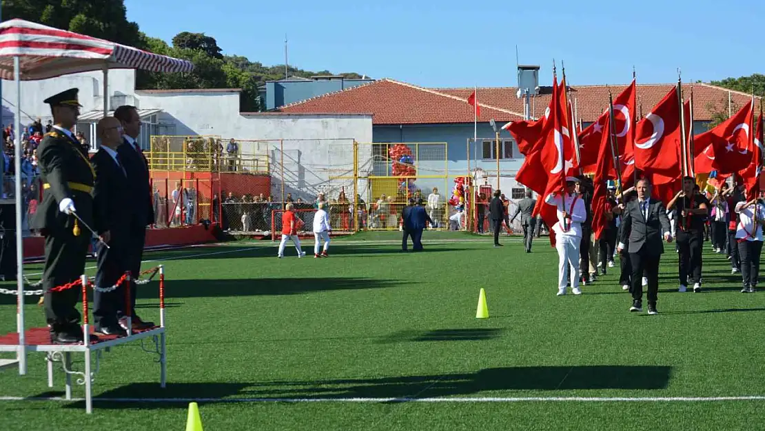 Ayvalık'ta Cumhuriyetin 101. yıl coşkusu