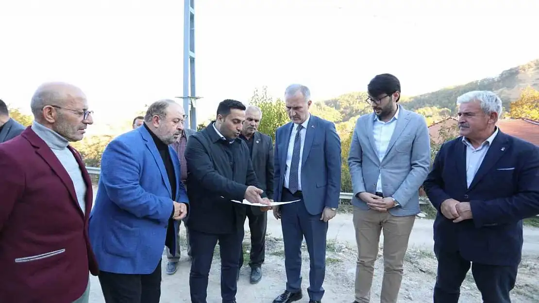 Bahariye Mahallesinde yollar parke taşla kaplanıyor