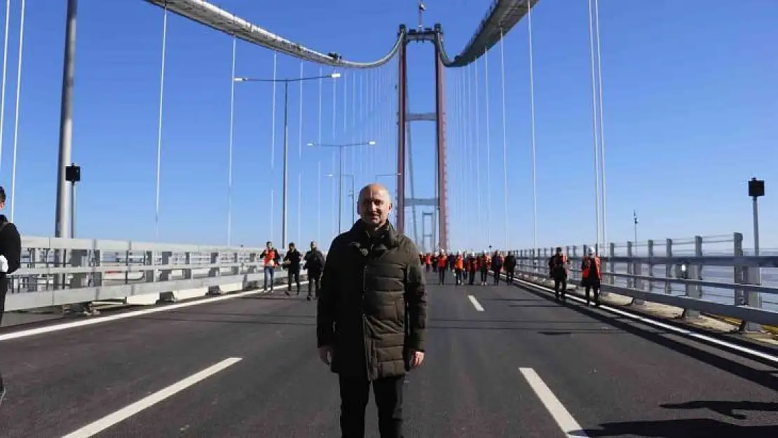 Bakan Karaismailoğlu: 'Cumartesi günü Çanakkale Boğazı'na adeta bir mühür vurulmuş olacak'