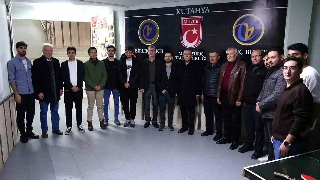 Bakan Yardımcısı Tancan'dan Birlik Vakfı Kütahya Şubesi'ne ziyaret