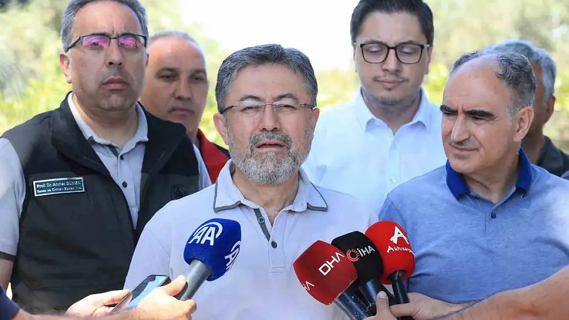 Bakan Yumaklı: 'Yangınların 6'sı halen aktif, Akhisar'da tek noktaya yoğunlaştık'