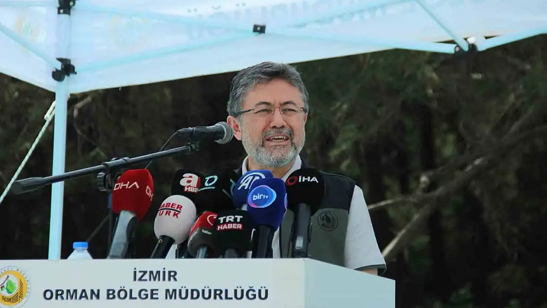 Bakan Yumaklı İzmir'de konuştu: 'Yangın, çıkmak için sebep arıyor'