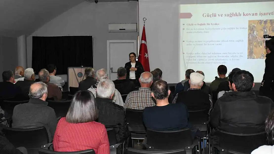 Balıkesir Büyükşehir'den arıcıları bir araya getiren panel