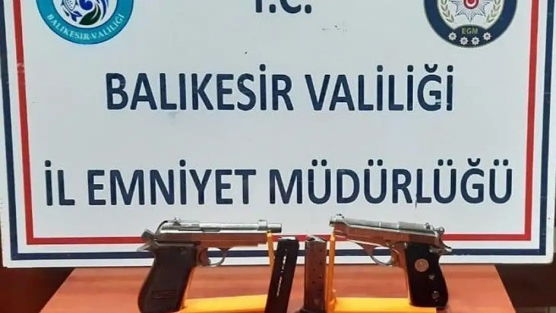 Balıkesir'de 19 aranan şahıs yakalandı