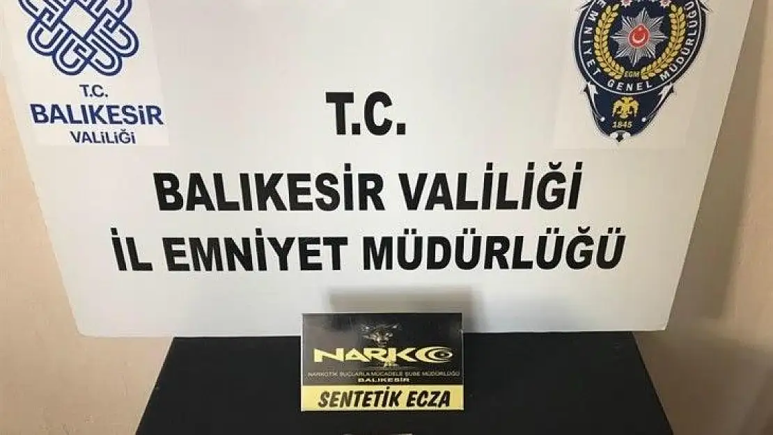 Balıkesir'de 8 uyuşturucu şüphelisi yakalandı