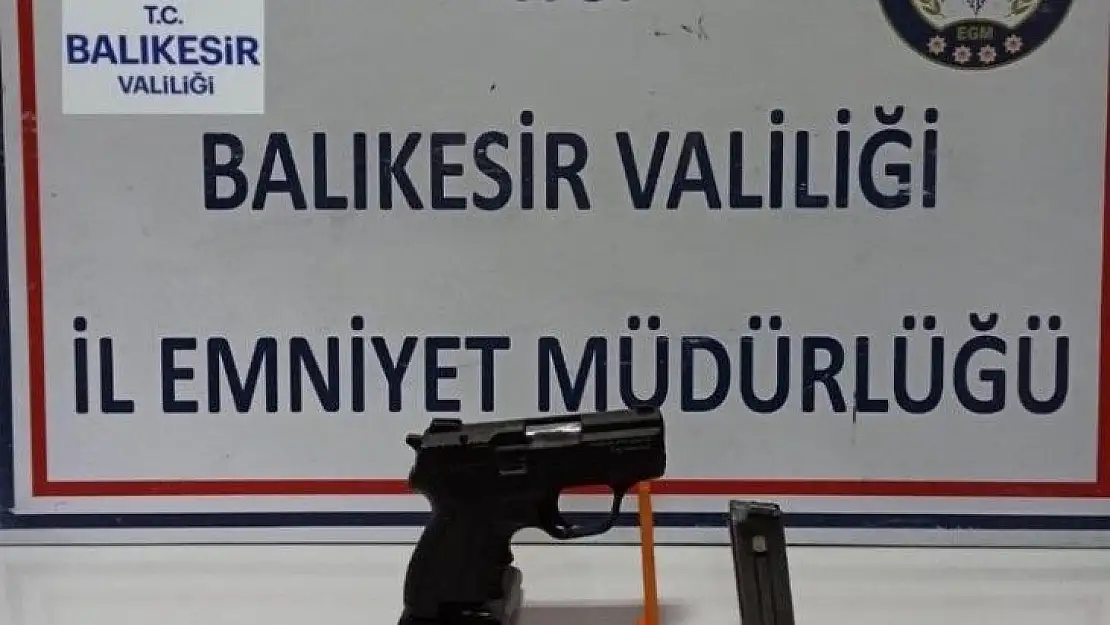 Balıkesir'de aranan 15 şahıs yakalandı