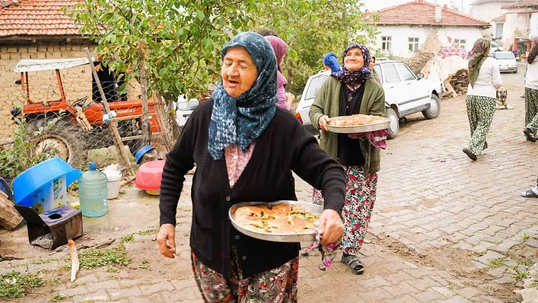 Balıkesir'de asırlardır süregelen gelenek 'düğün sinisi'