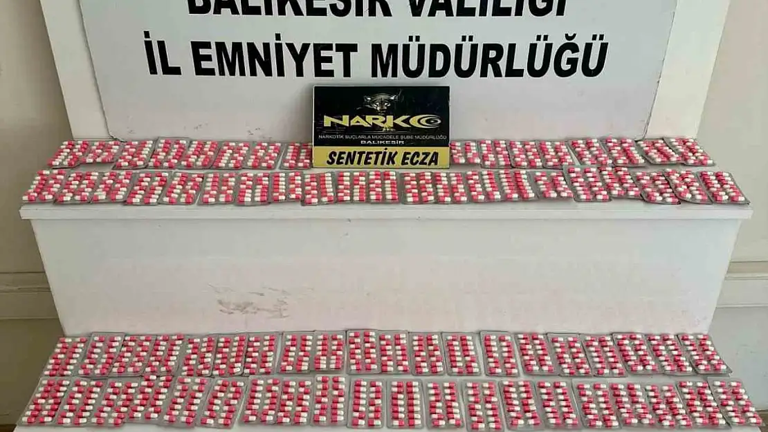 Balıkesir'de bin 666 sentetik hap ele geçirildi