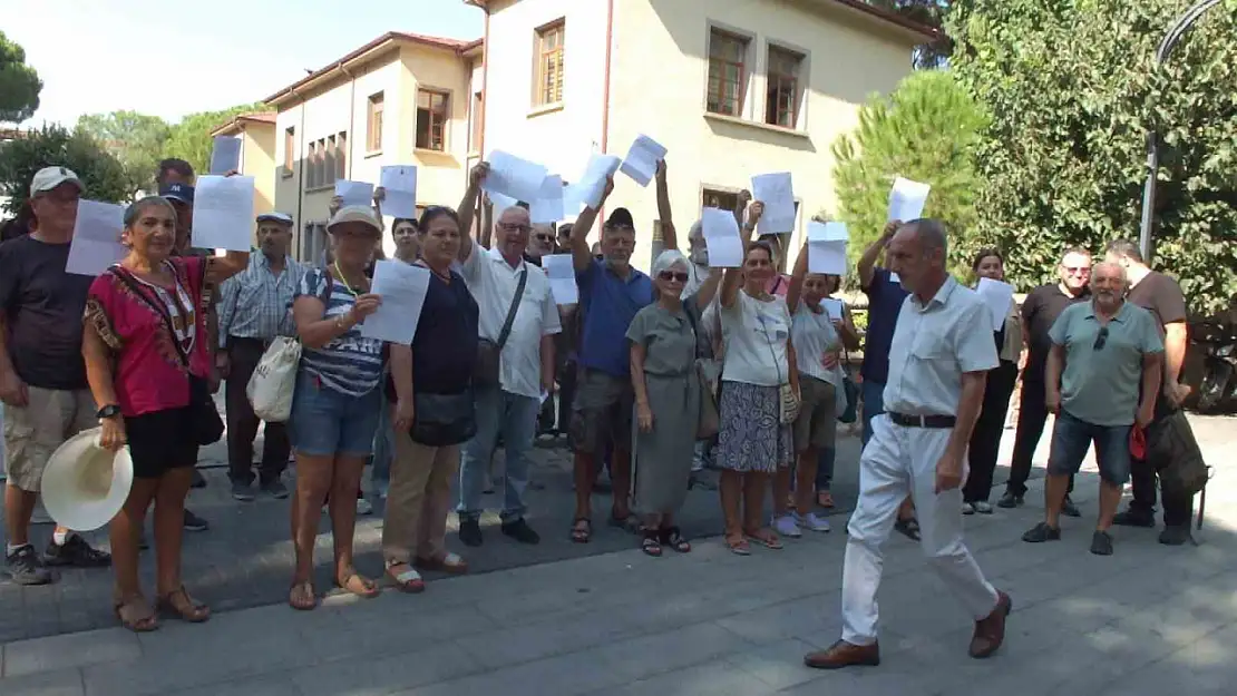 Balıkesir'de çevreciler altın madeni işletmesine karşı çıktı