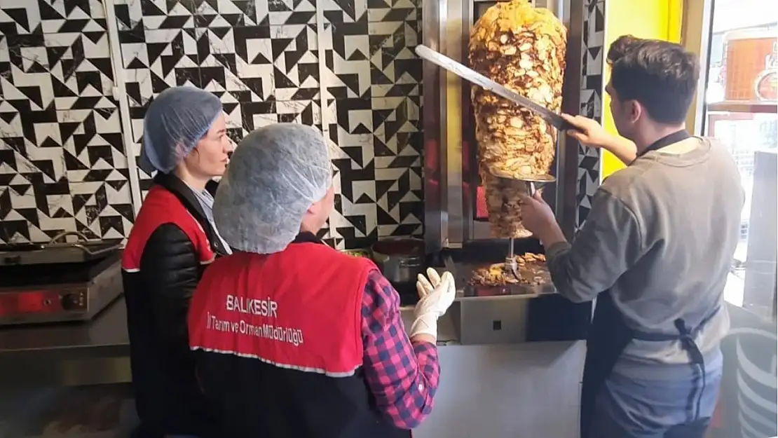 Balıkesir'de döner satış noktaları denetlendi