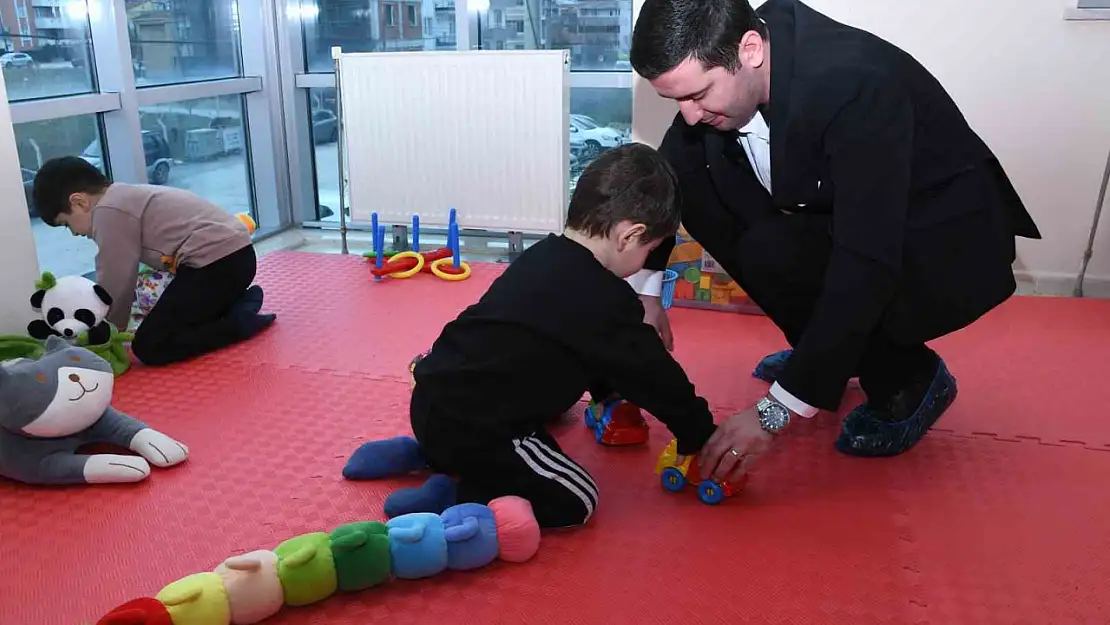 Balıkesir'de engeller birlikte aşılıyor