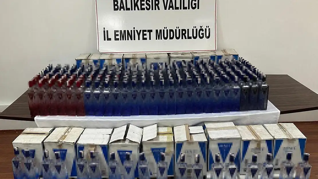 Balıkesir'de eş zamanlı operasyon: Bin 611 adet kaçak alkollü içki şişesi ele geçirildi