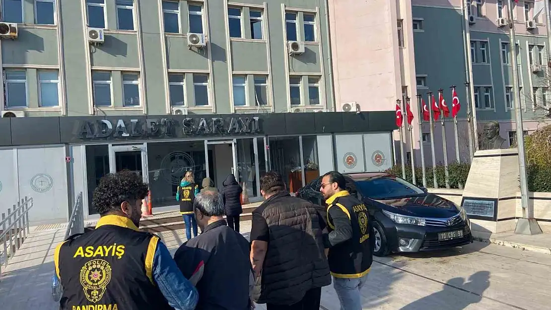 Balıkesir'de fuhuş ve yağma operasyonunda 2 kişi tutuklandı
