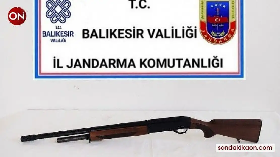 Balıkesir'de jandarma 15 aranan şahsı yakaladı