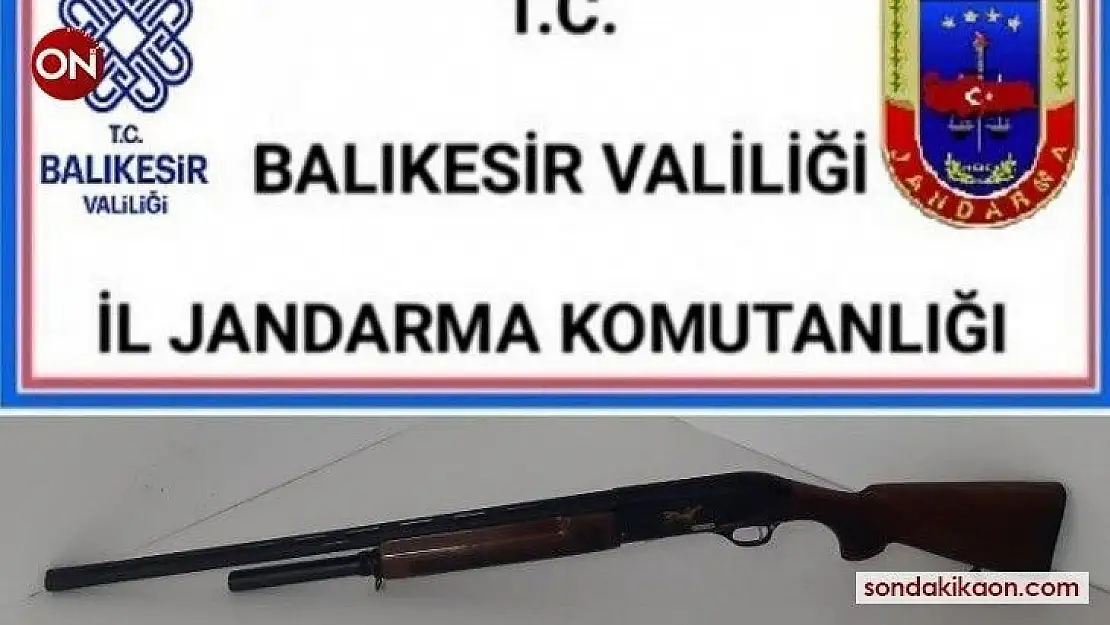 Balıkesir'de jandarma 22 aranan şahsı yakaladı