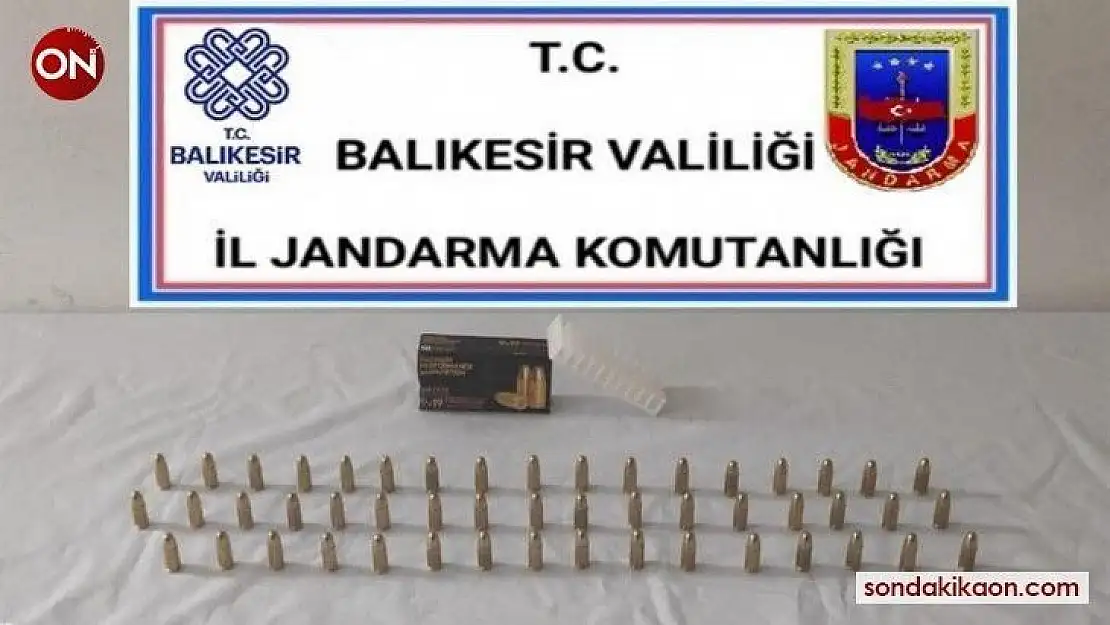 Balıkesir'de jandarmadan 18 aranan şahsa gözaltı