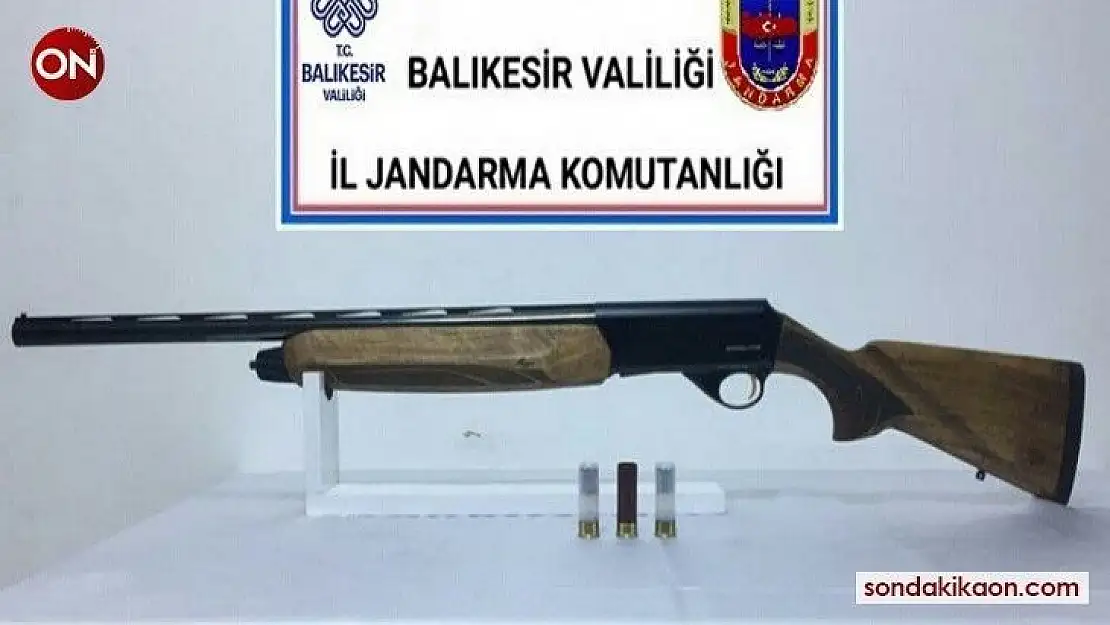 Balıkesir'de jandarmadan 9 aranan şahsa gözaltı