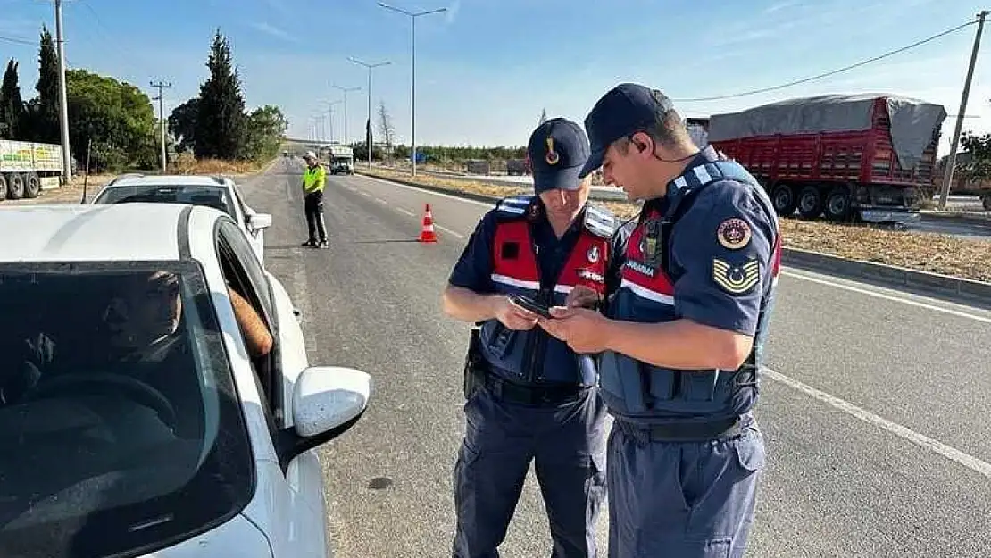 Balıkesir'de jandarmadan huzur operasyonu