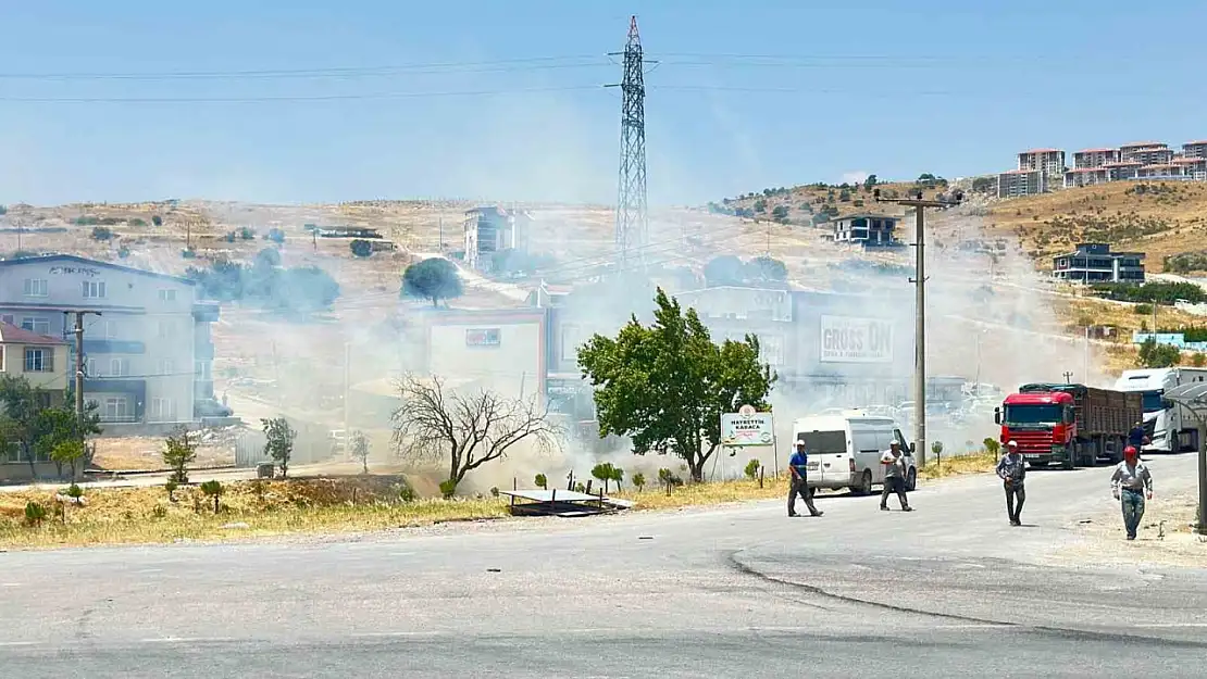 Balıkesir'de korkutan yangın