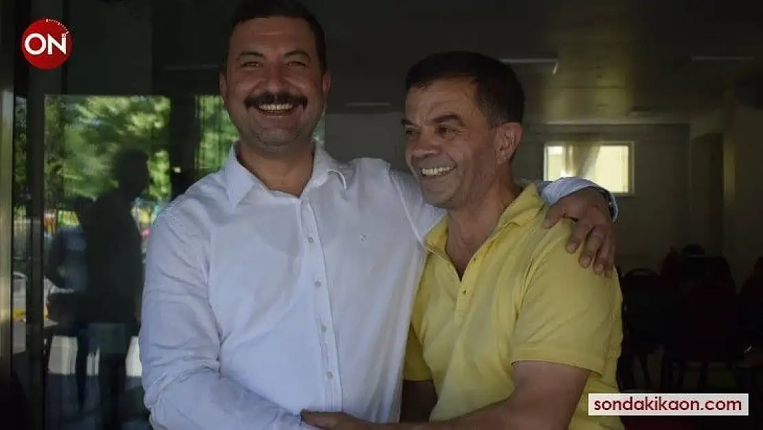 Balıkesir'de MHP yönetimi esnaf ziyaretlerine devam ediyor