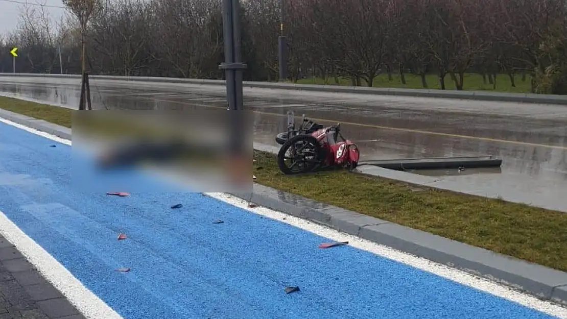 Balıkesir'de motosiklet sürücüsü feci şekilde can verdi