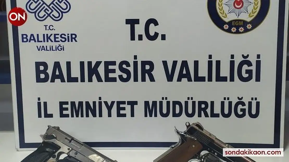 Balıkesir'de polis 17 aranan şahsı yakaladı