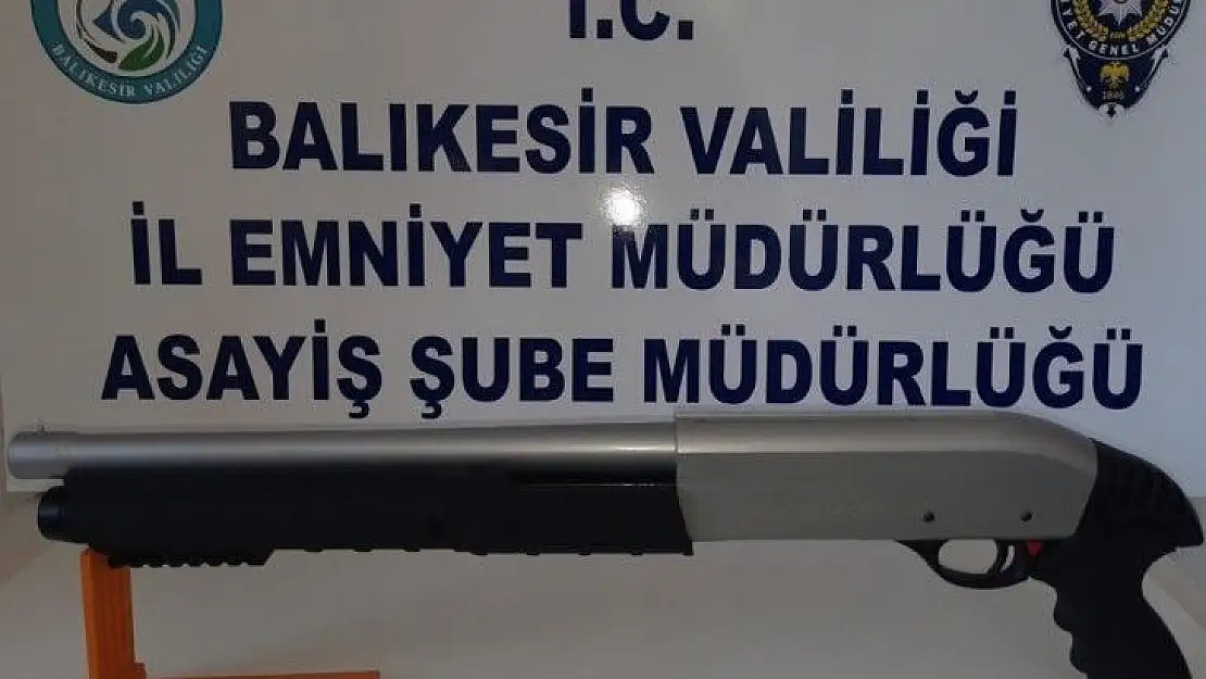 Balıkesir'de polis son 1 haftada aranan şahsı yakaladı