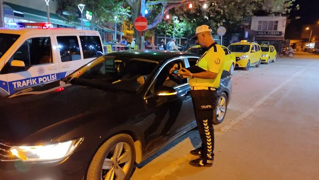 Balıkesir'de polis ve Jandarmadan 'Huzur' operasyonu