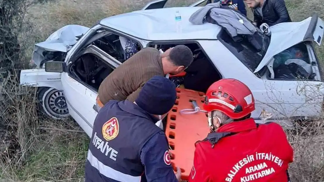 Balıkesir'de trafik kazası: 3 yaralı