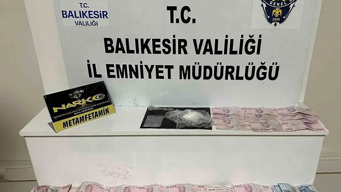 Balıkesir'de uyuşturucu satıcısı 2 kişi tutuklandı