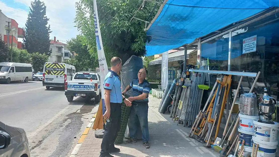 Balıkesir'de vatandaşın ihbarına zabıtadan anında müdahale