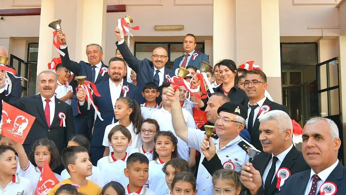 Balıkesir'de yeni Eğitim ve Öğretim yılı törenle başladı