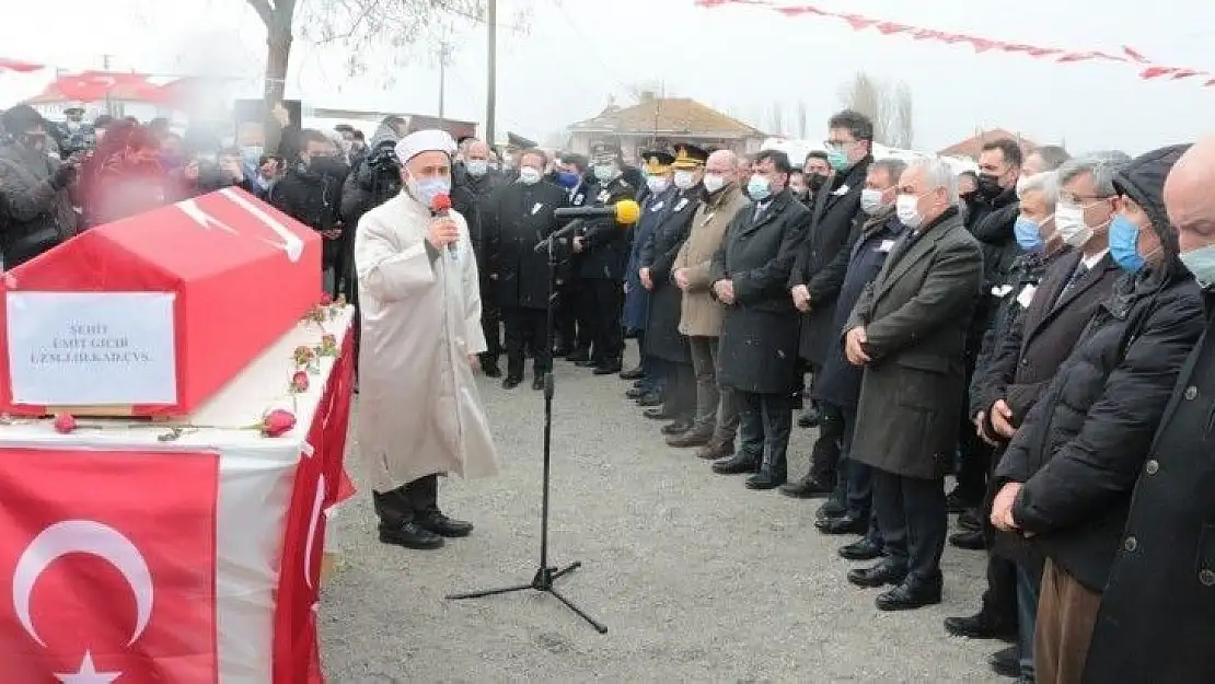 Balıkesir şehidini gözyaşlarıyla uğurladı