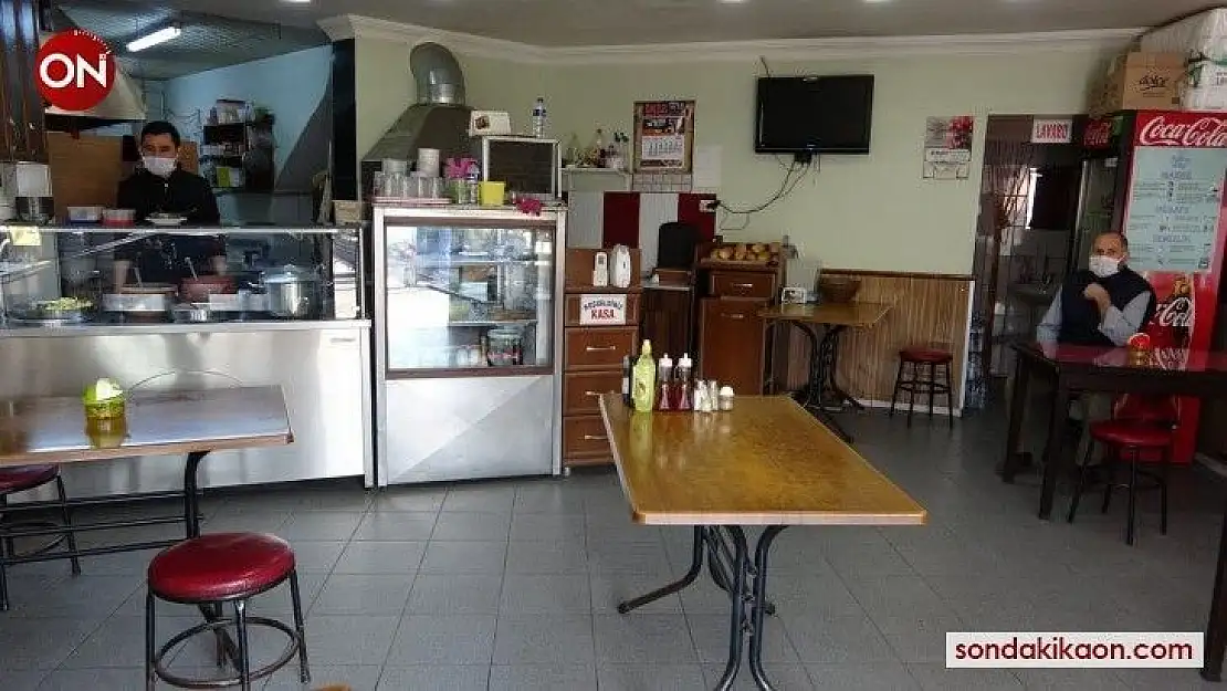 Balıkesirli lokanta ve kafe esnafı 130 gün sonra müşteri kabul etmeye başladı