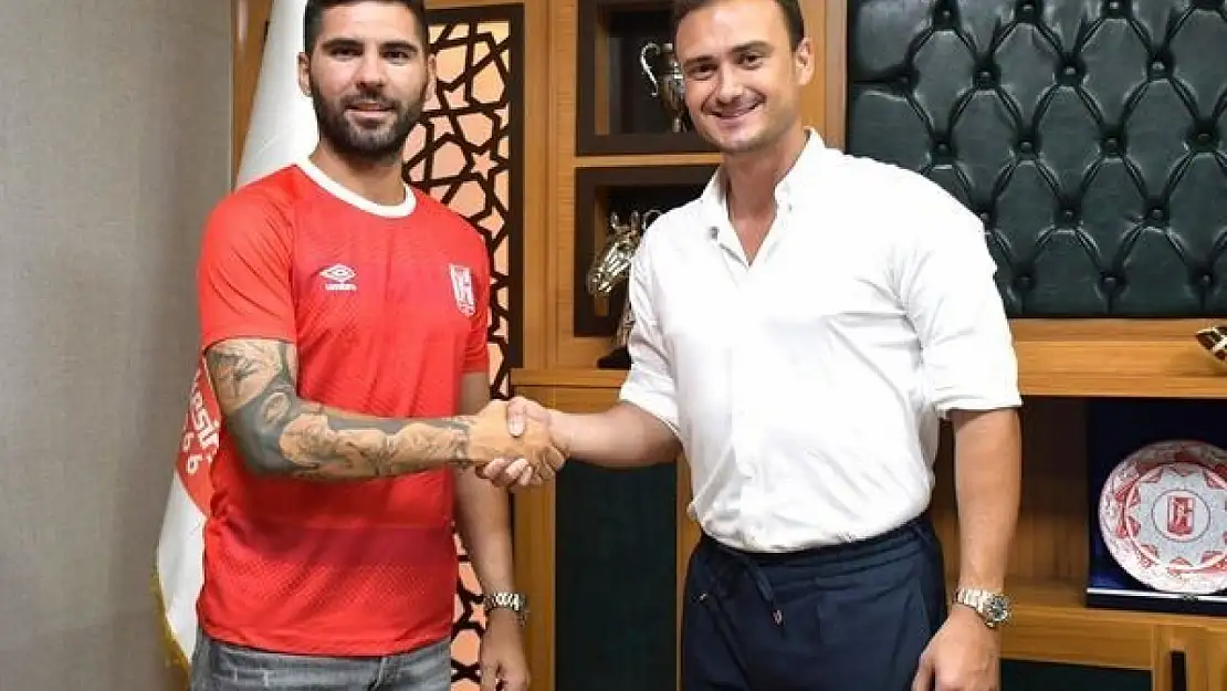 Balıkesirspor, Cenk Özbey'i kadrosuna kattı