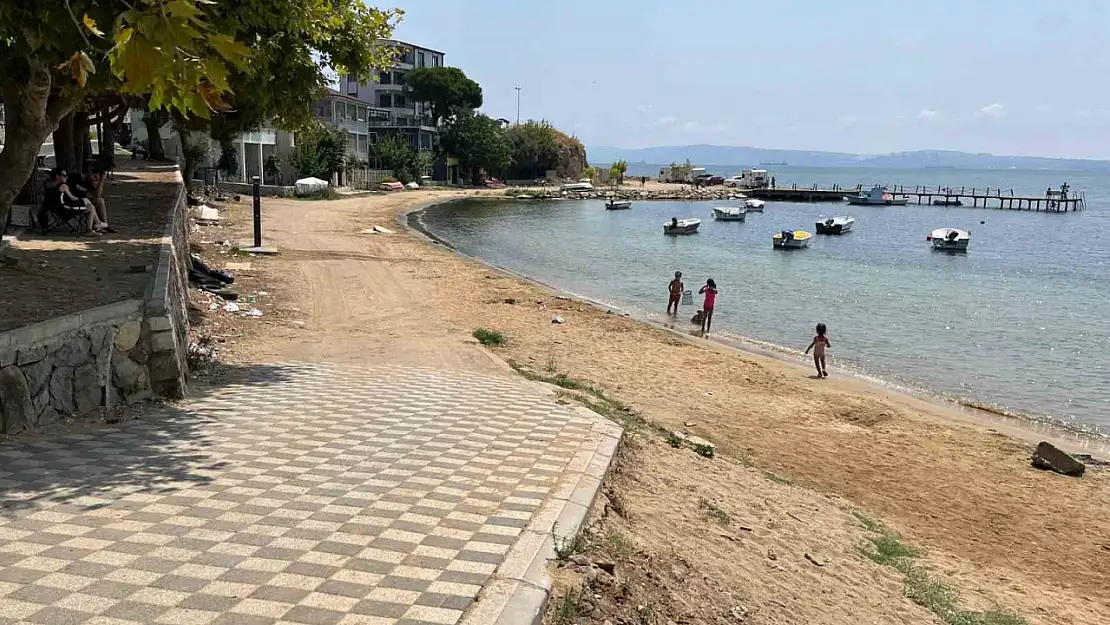 Bandırma Belediyesi'nin plaj işgaline kaymakamlık izin vermedi