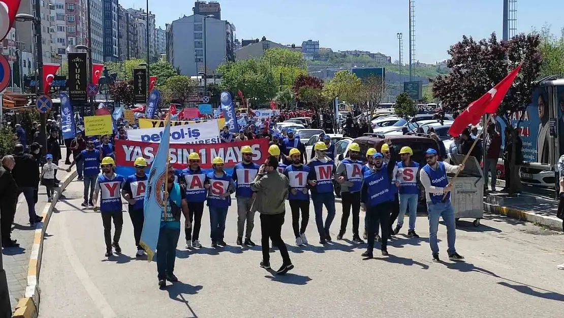 Bandırma'da 1 Mayıs Coşkusu