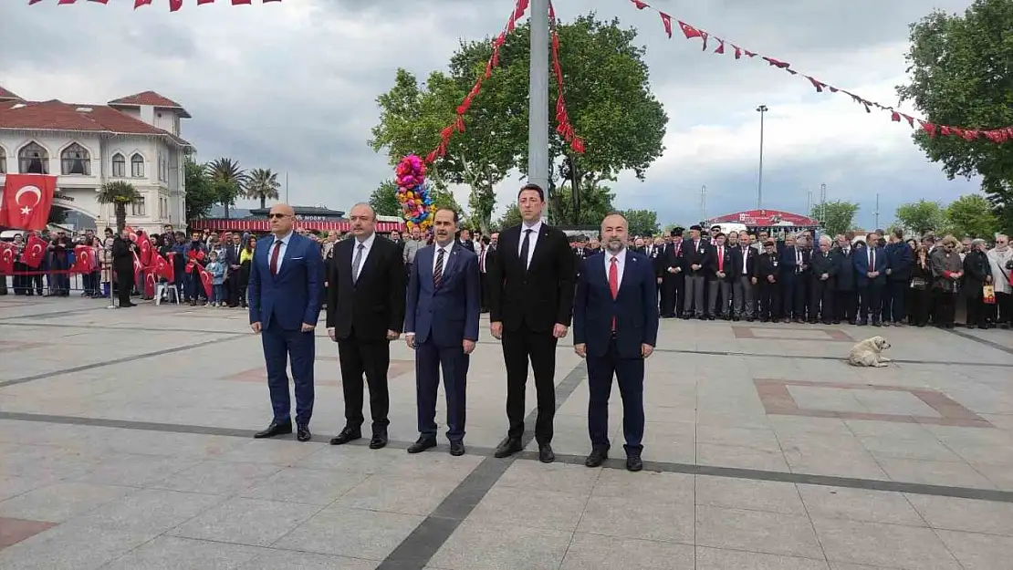 Bandırma'da 19 Mayıs coşkuyla kutlandı