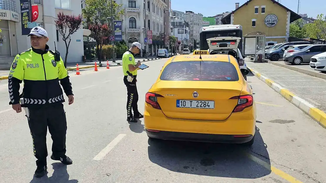 Bandırma'da trafik denetimlerinde ceza yağdı