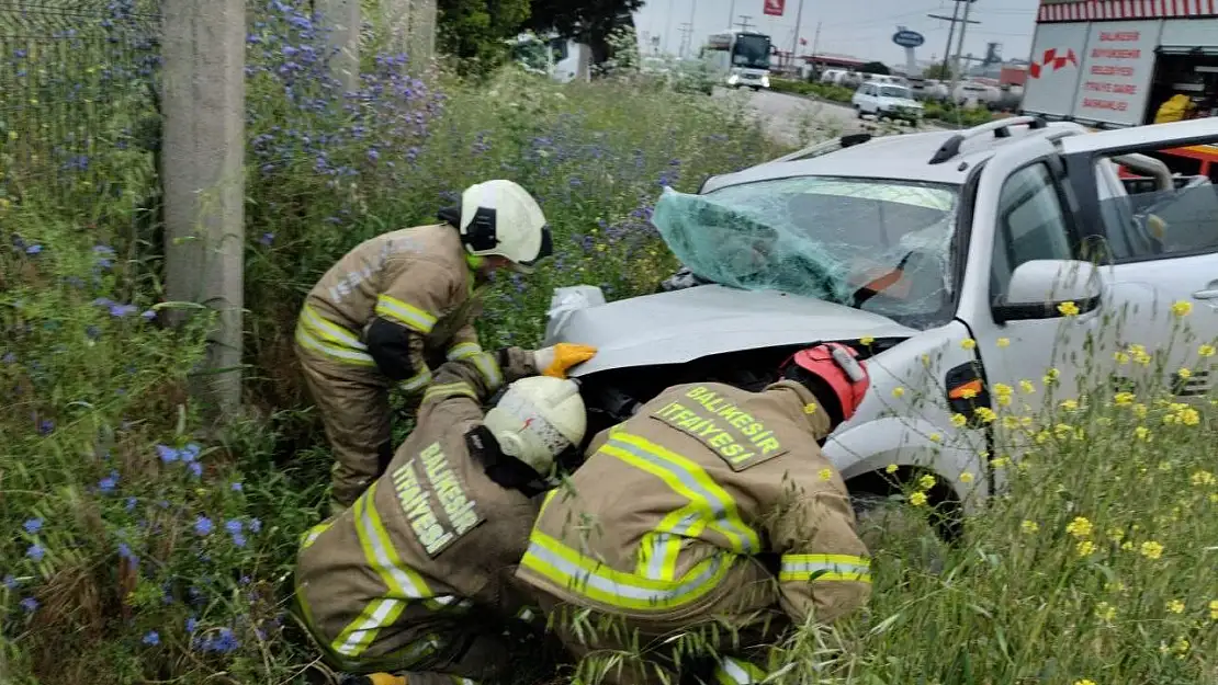 Bandırma'da trafik kazası: 1 ölü, 3 yaralı
