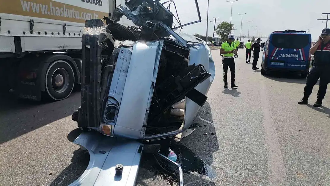 Bandırma'da trafik kazası: 6 yaralı