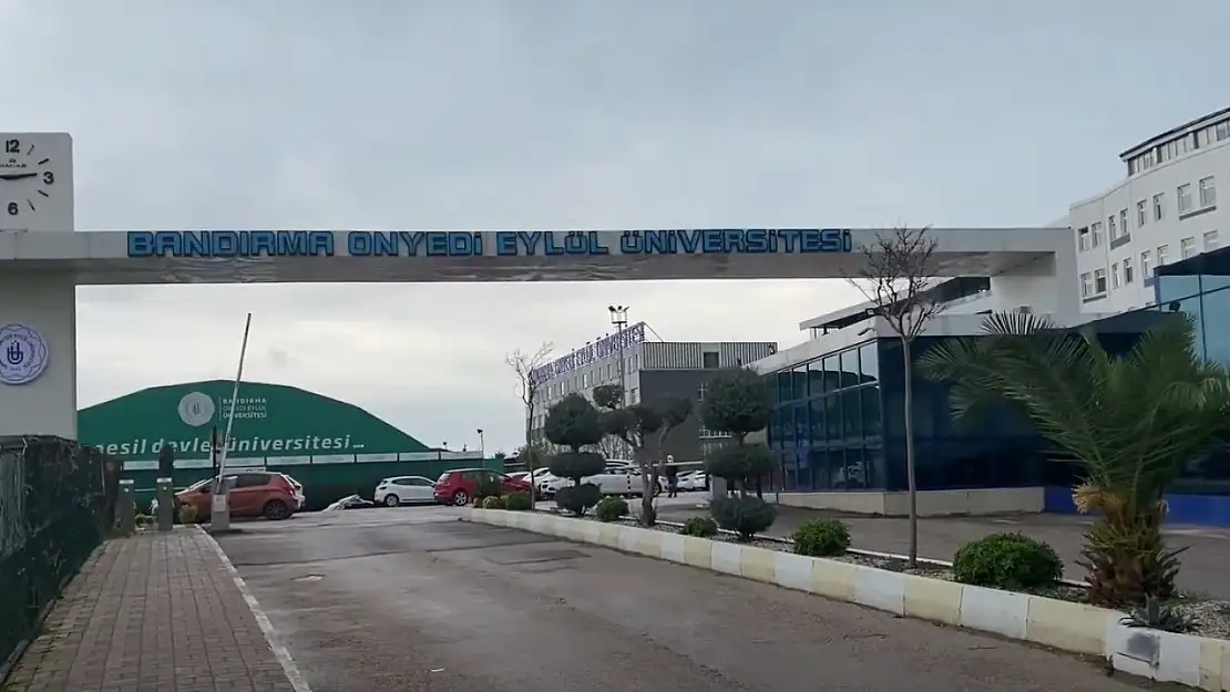 Bandırma Onyedi Eylül Üniversitesi ana girişi için 27 milyon liralık kapı ihalesi