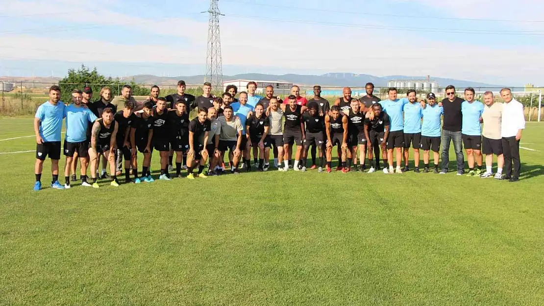 Bandırmaspor yeni sezonun ilk antrenmanını yaptı