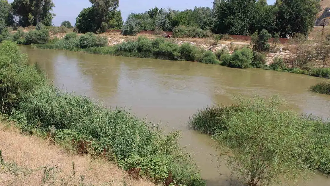 Baraj kapakları açıldı Çine Çayı su taşımaya başladı