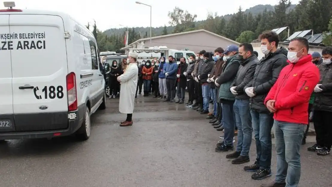Baraj suyunda boğulan kadına gözyaşlı veda