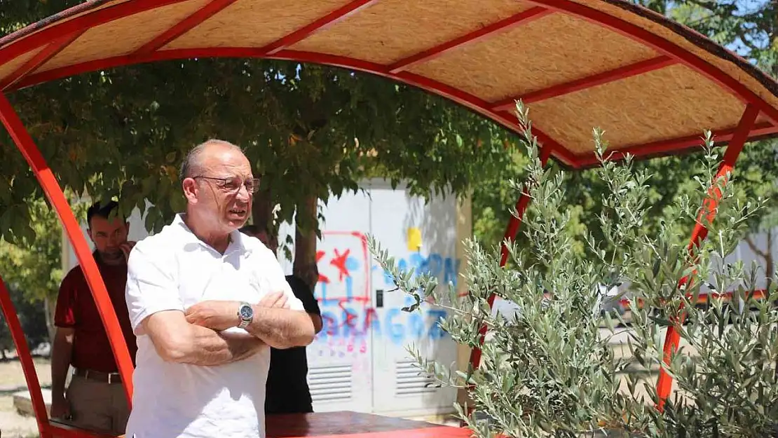 Başkan Akın yeşil alanlarda incelemelerde bulundu