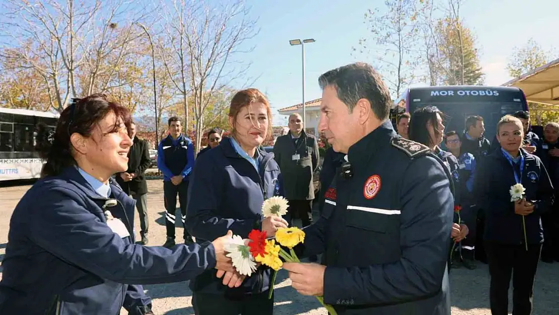 Başkan Aras kadın çalışanları ile bir araya geldi